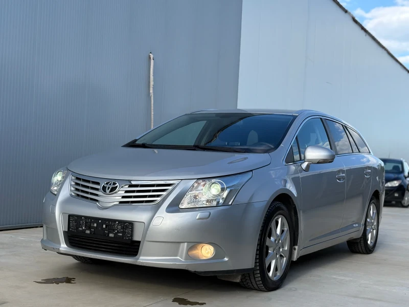 Toyota Avensis 2.2* D4D* 150кс* Keyless* Парктроник* Bi-Xenon* EU, снимка 2 - Автомобили и джипове - 50290300