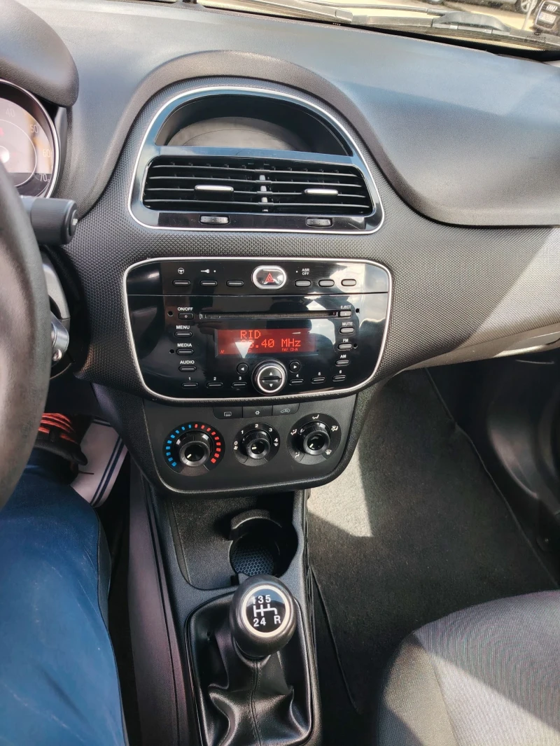 Fiat Punto 1.2i, снимка 12 - Автомобили и джипове - 50391979