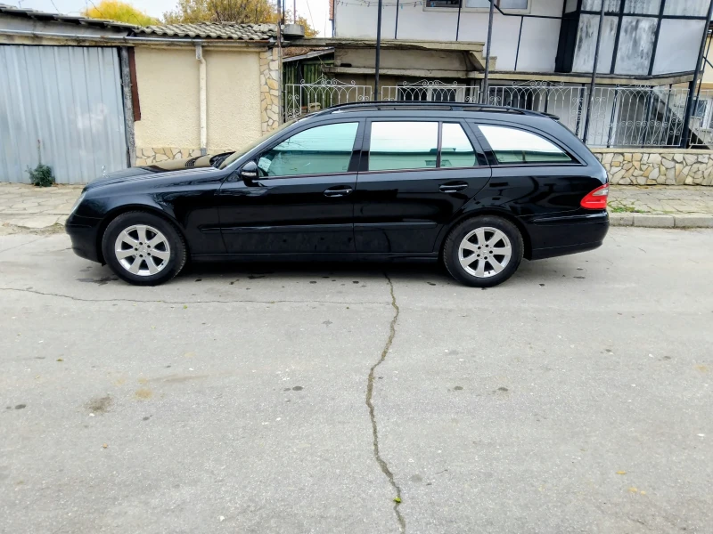 Mercedes-Benz E 200 200kompresor, снимка 6 - Автомобили и джипове - 51750785