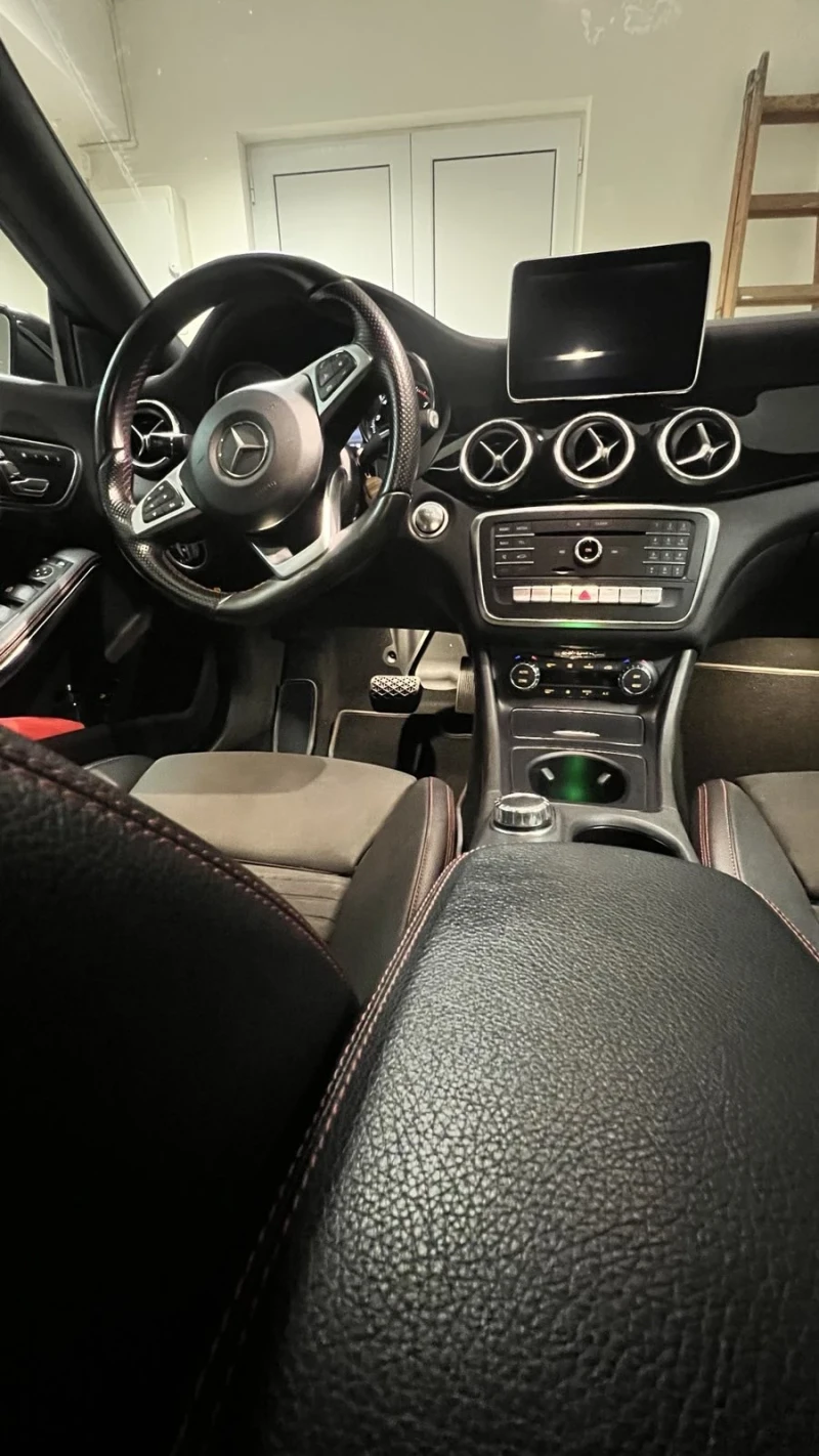 Mercedes-Benz CLA 250 4 Matic AMG, снимка 7 - Автомобили и джипове - 52173242