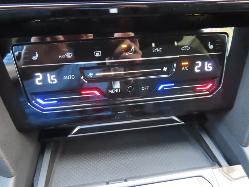 VW Arteon R-Line 2.0 TDI SCR 4MOTION DSG, снимка 12 - Автомобили и джипове - 53511060