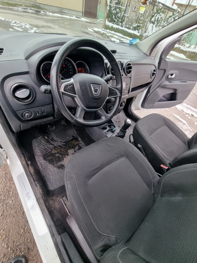 Dacia Lodgy 1.6 на газ, снимка 3 - Автомобили и джипове - 53336178