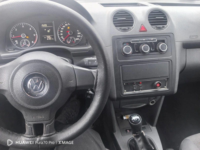 VW Caddy 1л6, снимка 9 - Автомобили и джипове - 53413638