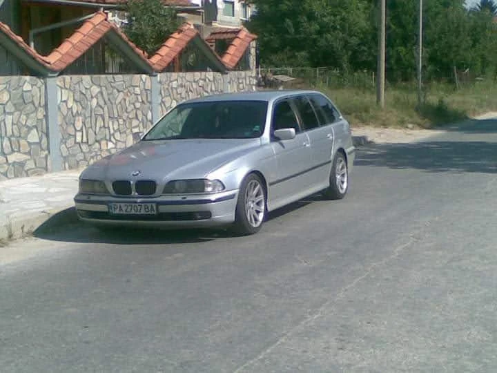 BMW 525 525тдс 143к.с коментар , снимка 1 - Автомобили и джипове - 49437965