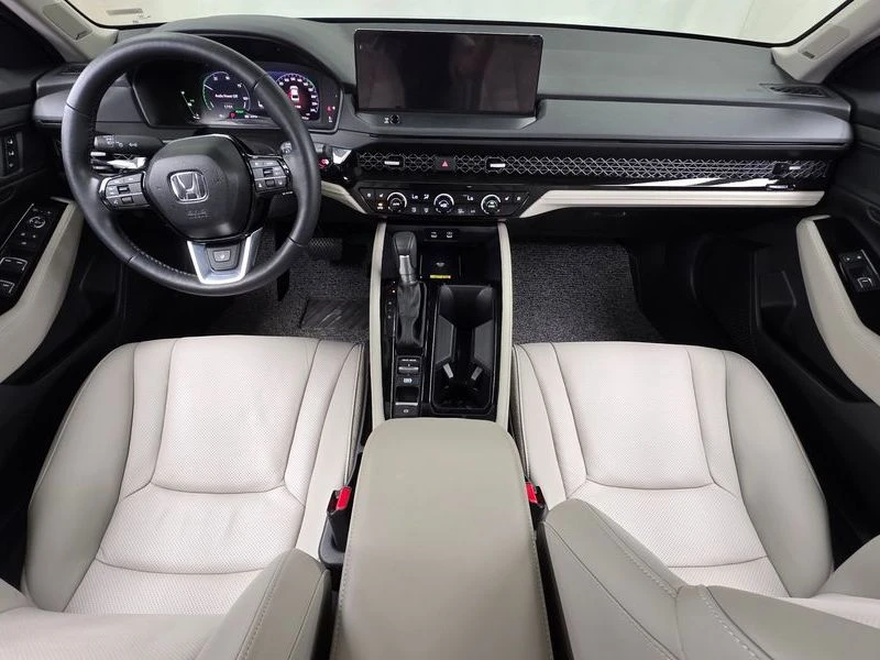 Honda Accord 2.0 Automatic, снимка 7 - Автомобили и джипове - 55905857