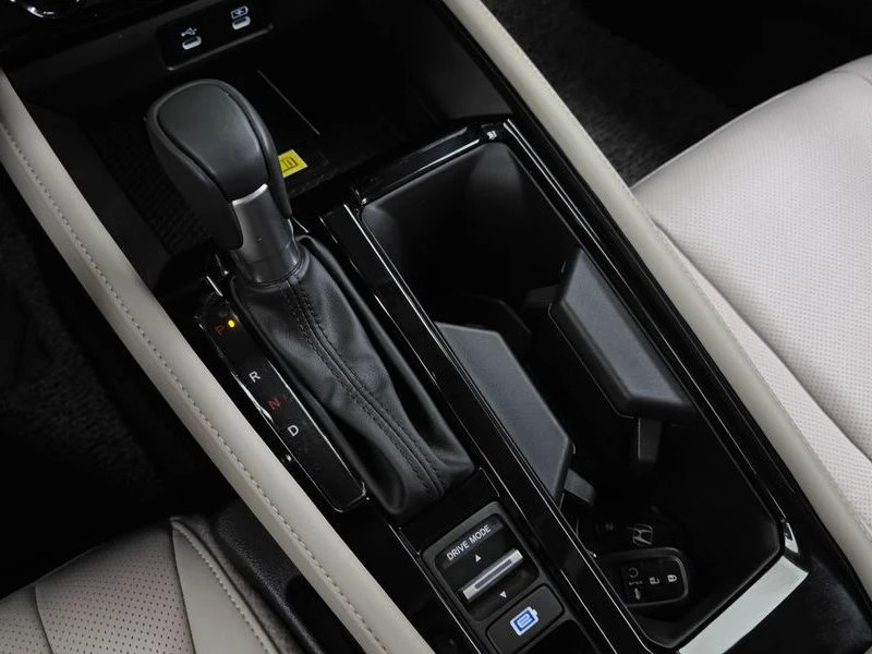 Honda Accord 2.0 Automatic, снимка 9 - Автомобили и джипове - 55905857
