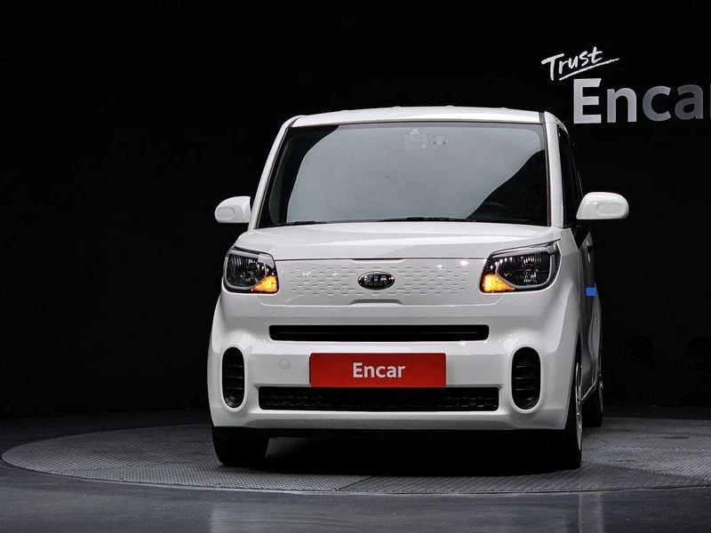 Kia Ray 1.0 Automatic КРАЙНА ЦЕНА: 10842 EUR !!!РЕАЛНА КРА, снимка 3 - Автомобили и джипове - 55968362