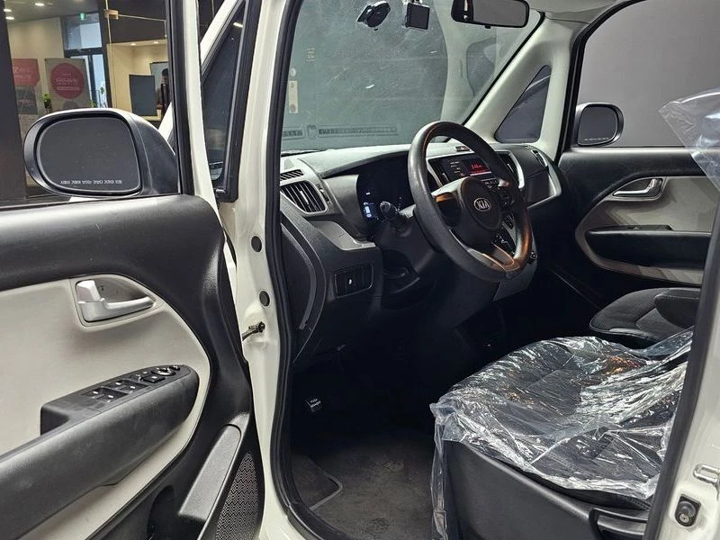 Kia Ray 1.0 Automatic КРАЙНА ЦЕНА: 10842 EUR !!!РЕАЛНА КРА, снимка 10 - Автомобили и джипове - 55968362