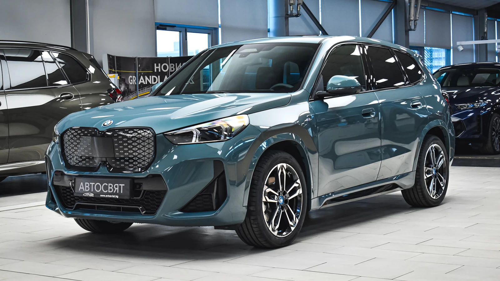 BMW iX1 xDrive30 M Sport - изображение 4
