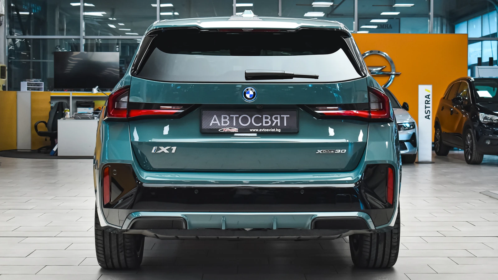 BMW iX1 xDrive30 M Sport - изображение 3