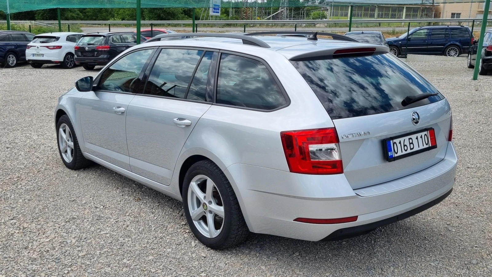 Skoda Octavia 2.0TDI 4x4 Facelift - изображение 6