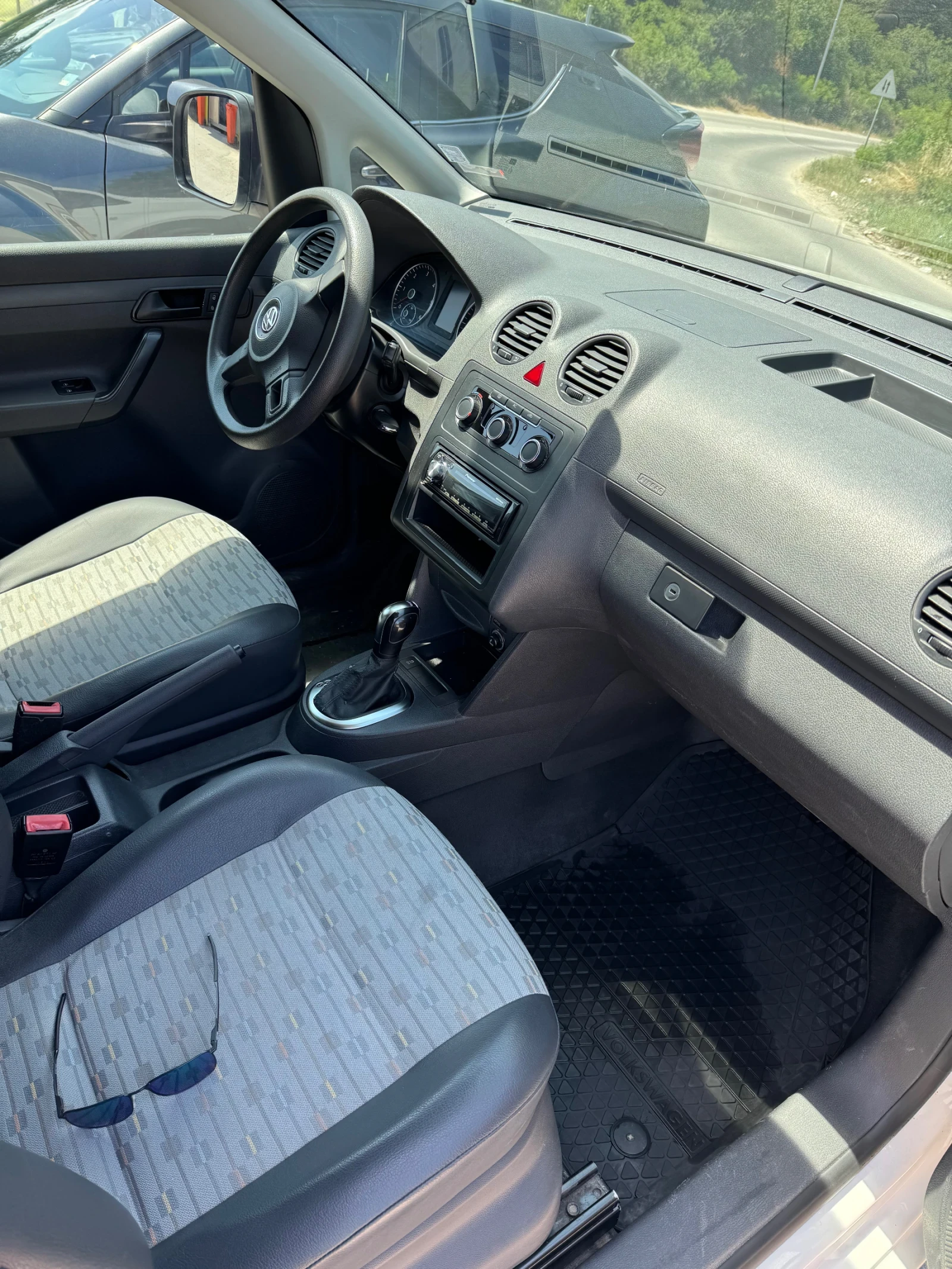 VW Caddy 1.6 TDI  - изображение 7