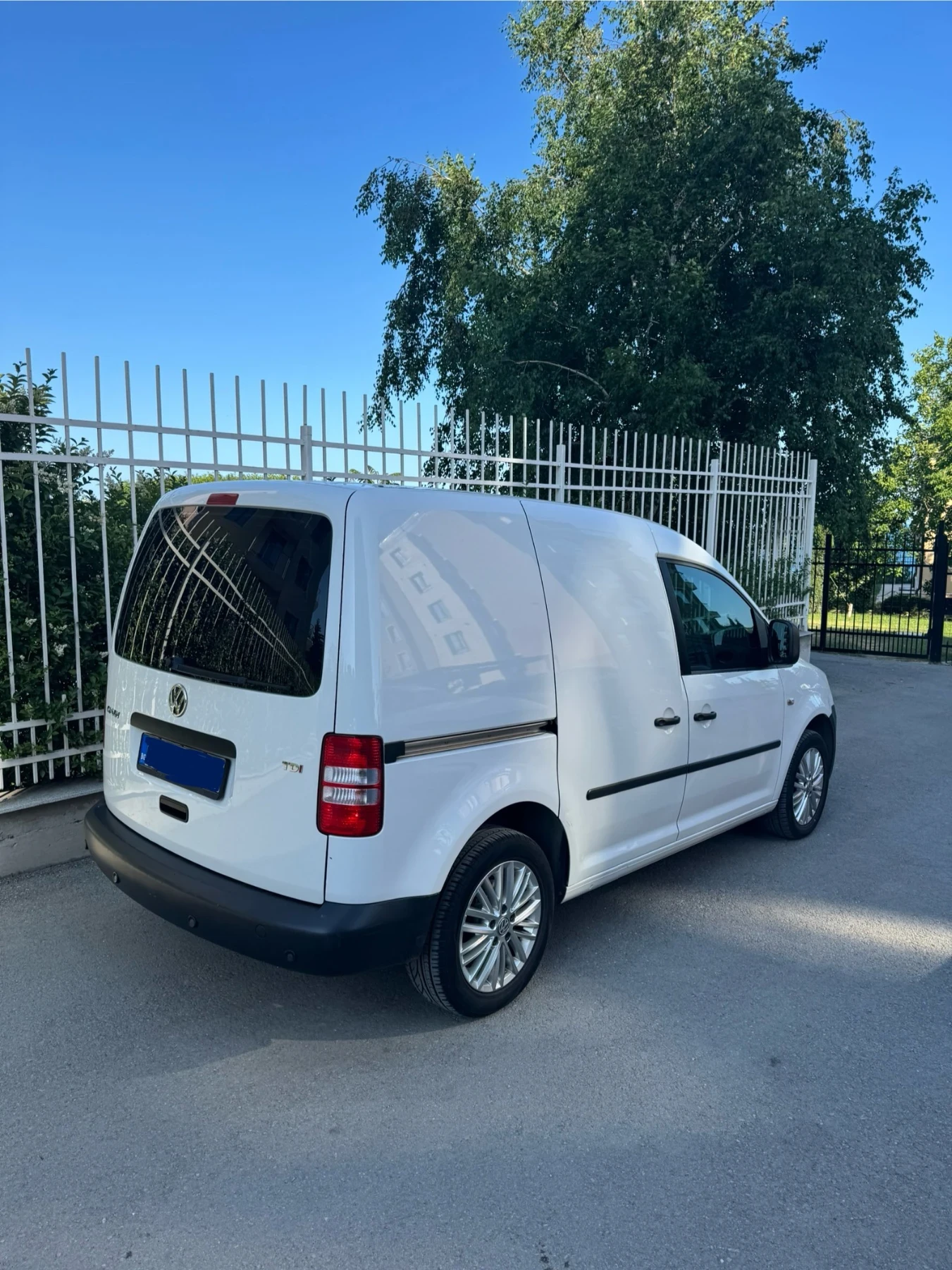 VW Caddy 1.6 TDI  - изображение 4