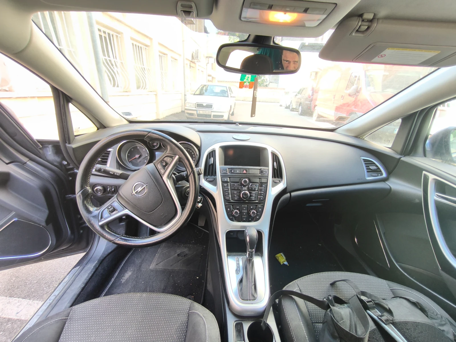 Opel Astra Комби - изображение 5