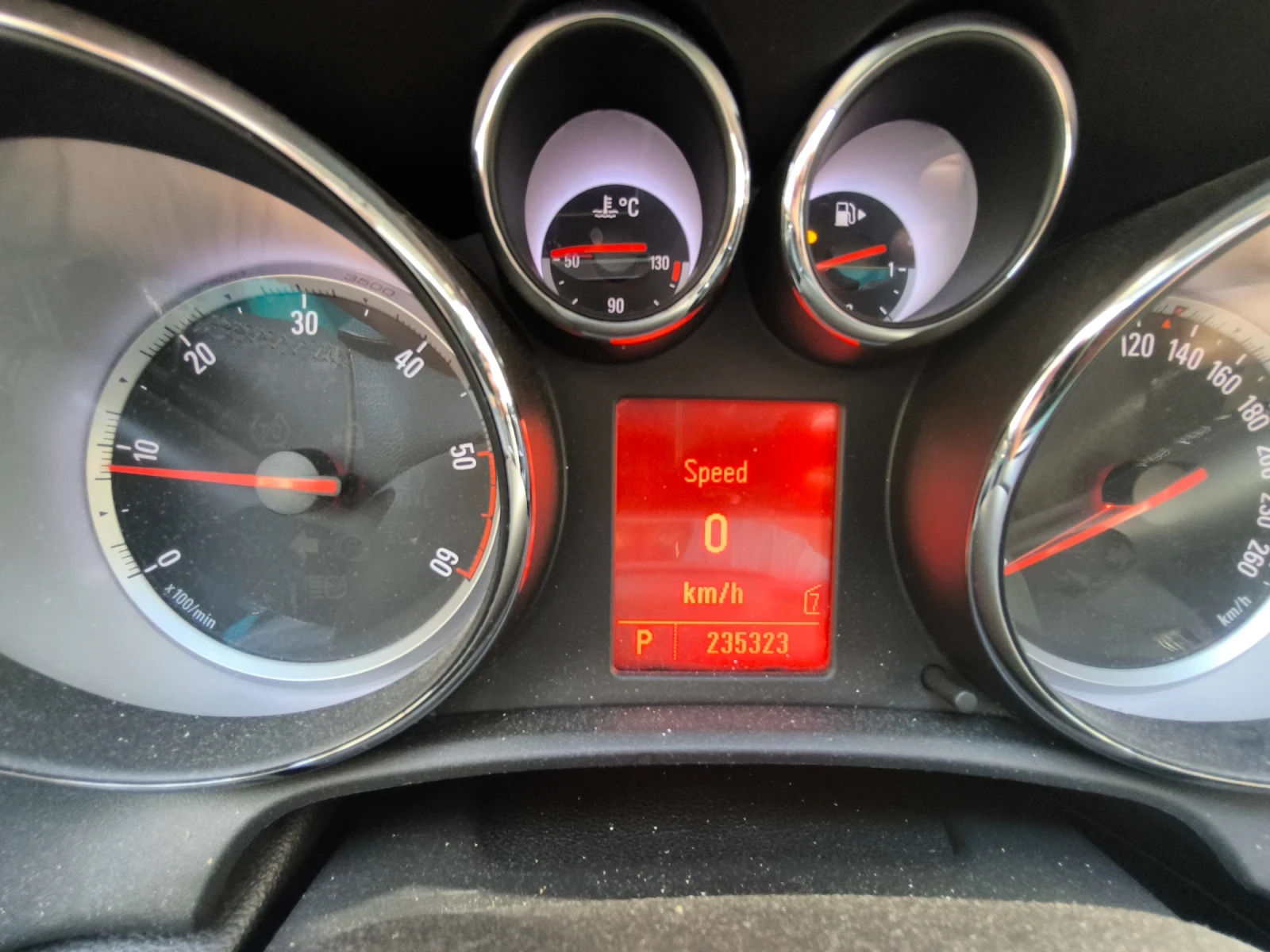Opel Astra Комби - изображение 6