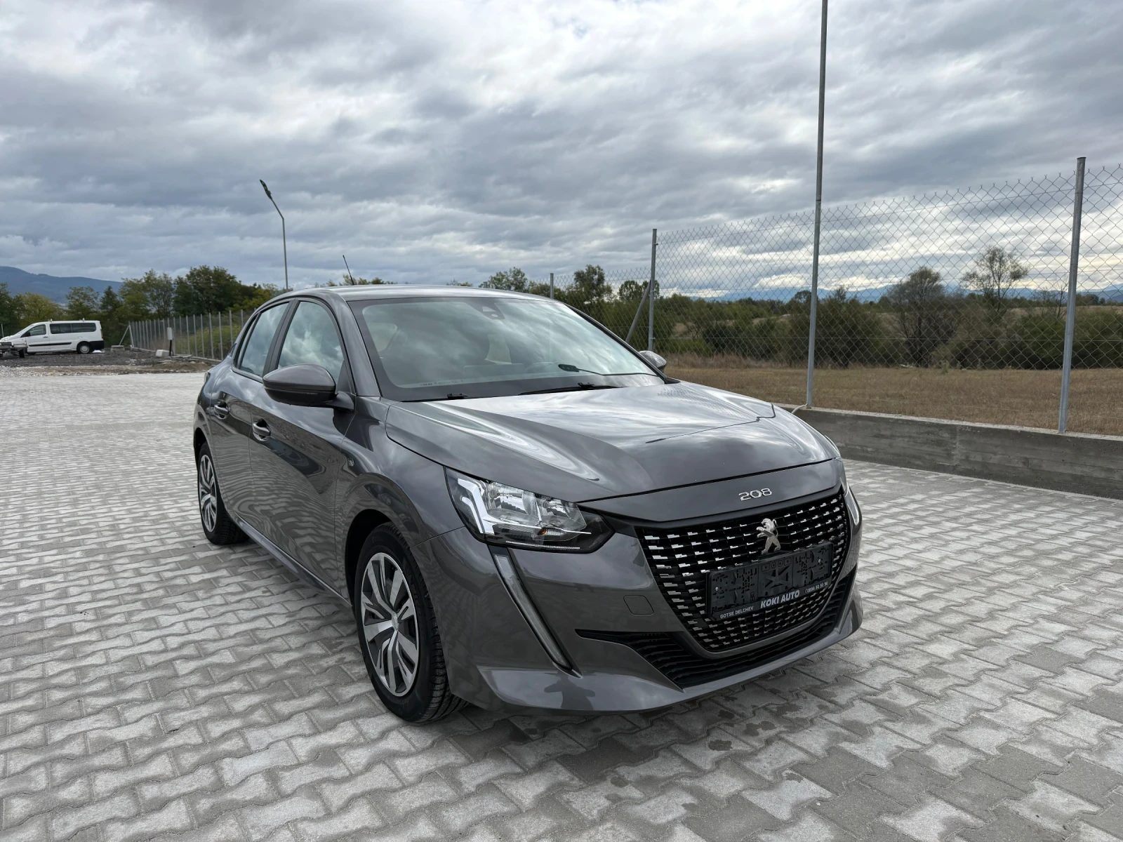 Peugeot 208 1.5 HDI - изображение 8