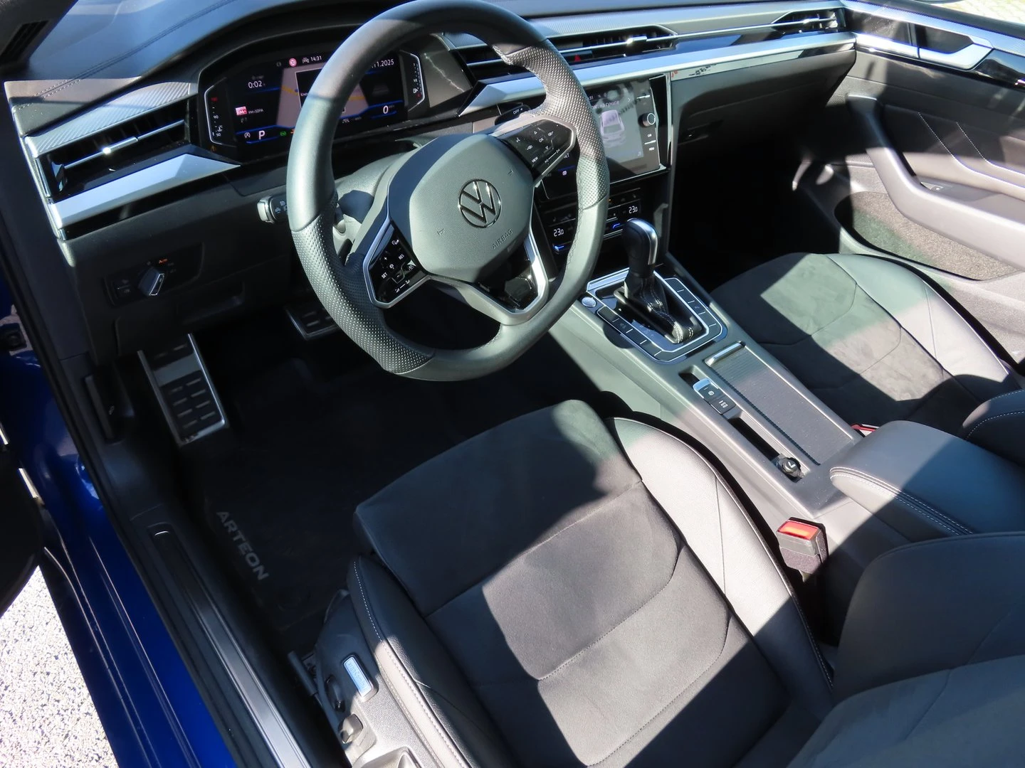 VW Arteon R-Line 2.0 TSI OPF DSG | Mobile.bg � ����������� 4