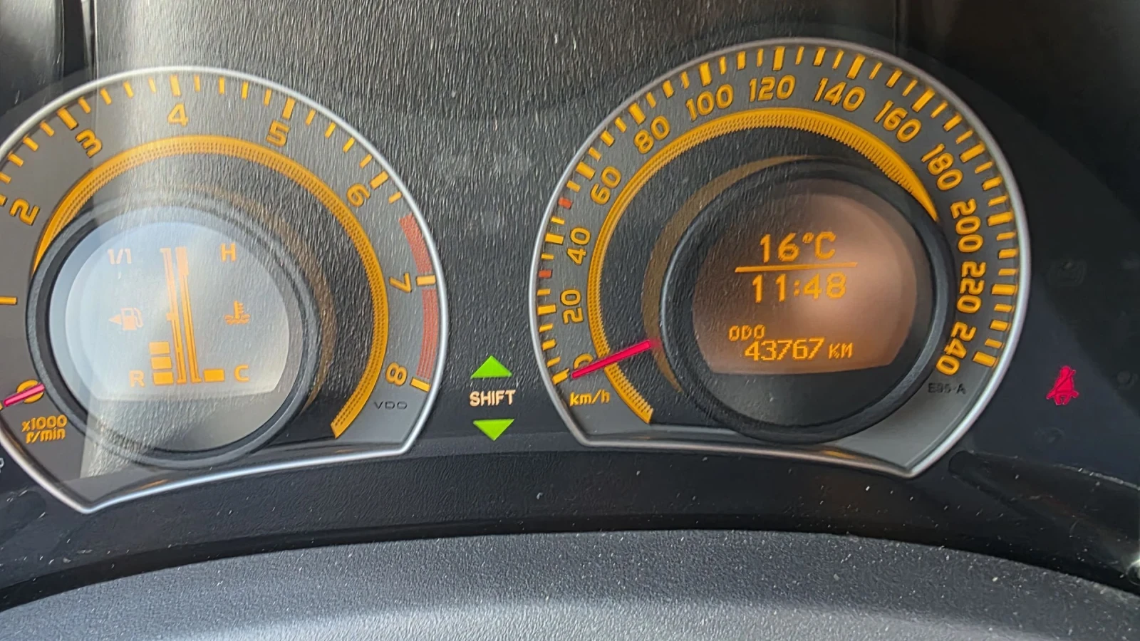 Toyota Auris 1, 4 Климатик - изображение 4