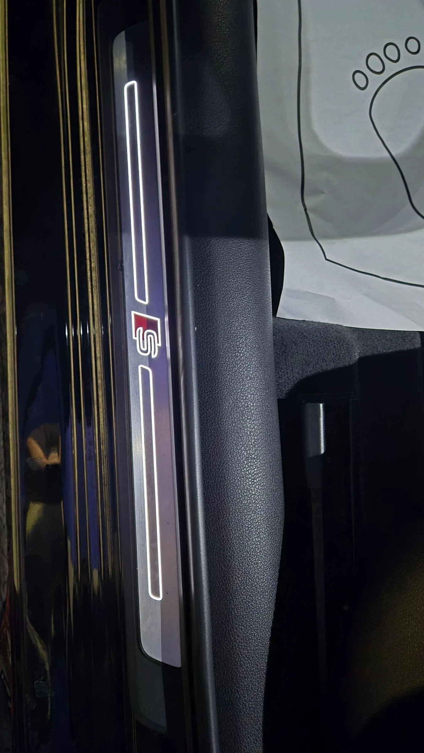 Audi A3 2.0TDI S-LINE EDITION SPORT      | Mobile.bg   17