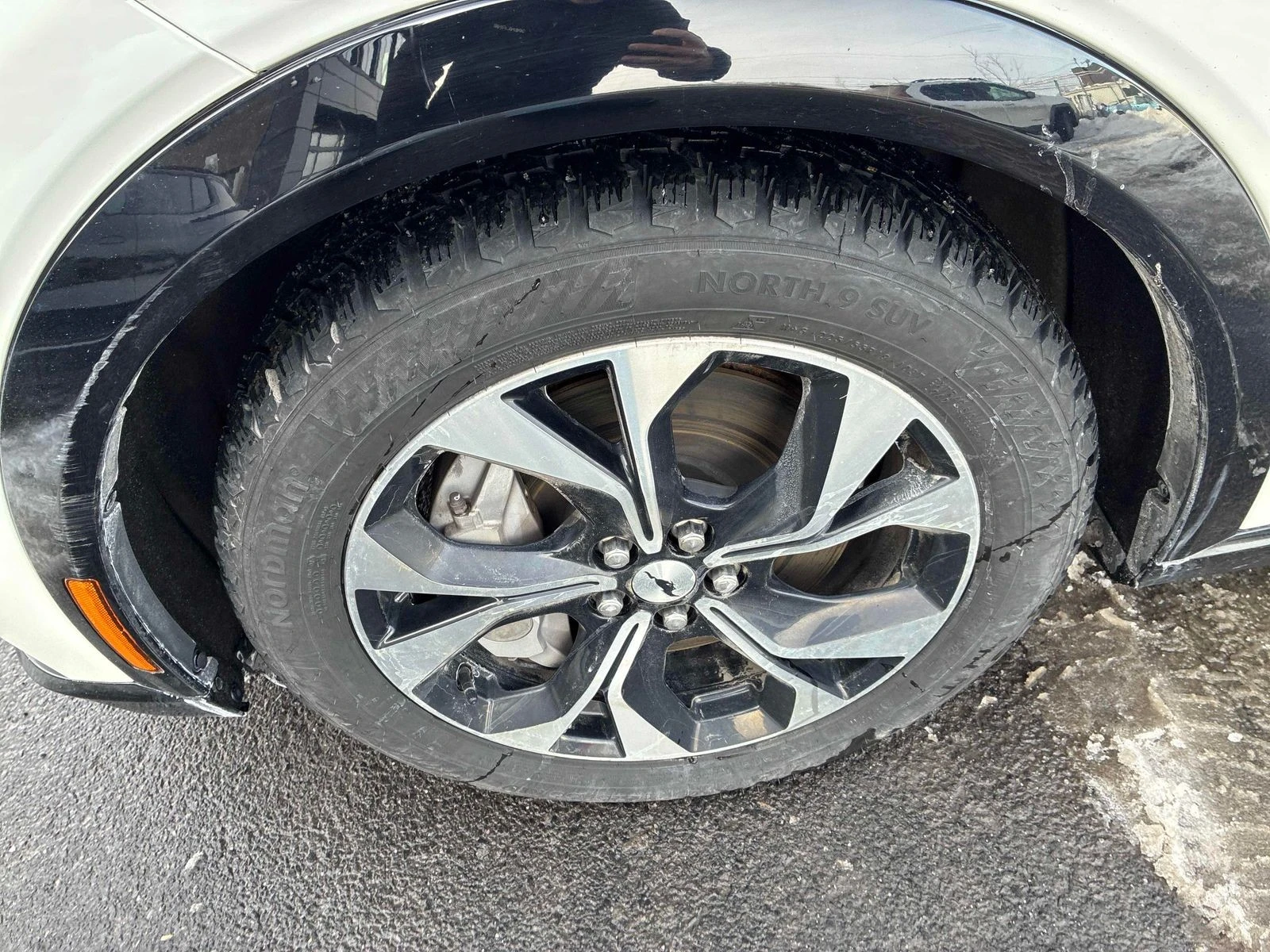 Ford Mustang Mach-E � ����������� & ���� ������ | Mobile.bg � ����������� 8