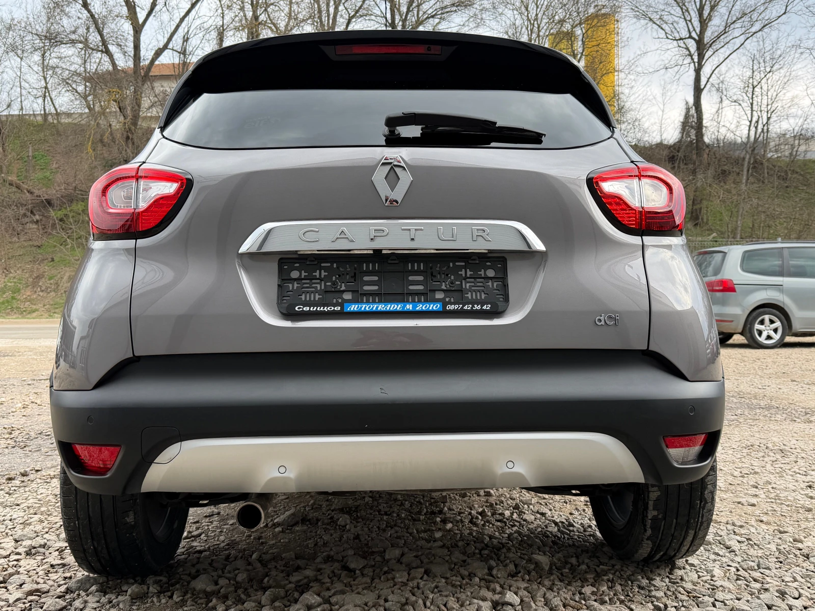 Renault Captur 1.5DCI* AVTOMAT* LED* NAVI* TOP, снимка 5 - Автомобили и джипове - 53999688