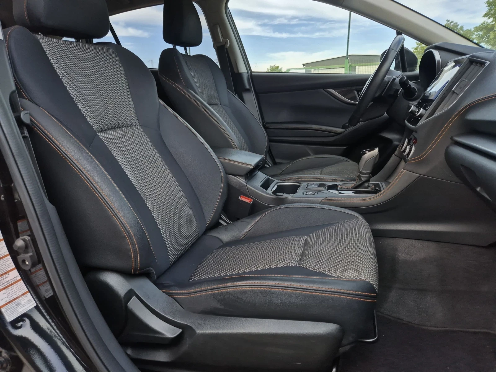 Subaru XV 2.0i 4WD АВТОМАТ , снимка 12 - Автомобили и джипове - 54727755