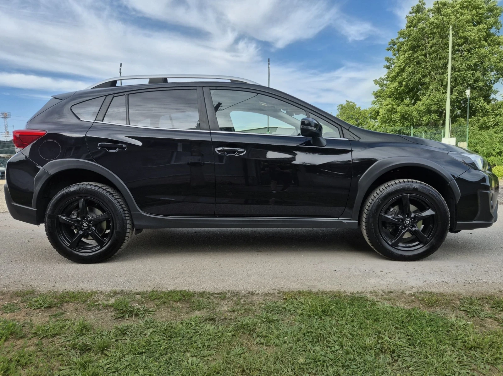Subaru XV 2.0i 4WD АВТОМАТ , снимка 4 - Автомобили и джипове - 54727755