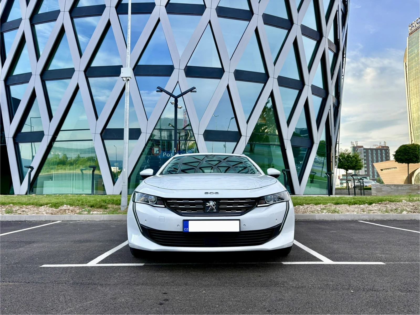 Peugeot 508 Allure~158 000км~CarVertical~КАМЕРА, снимка 2 - Автомобили и джипове - 55003915