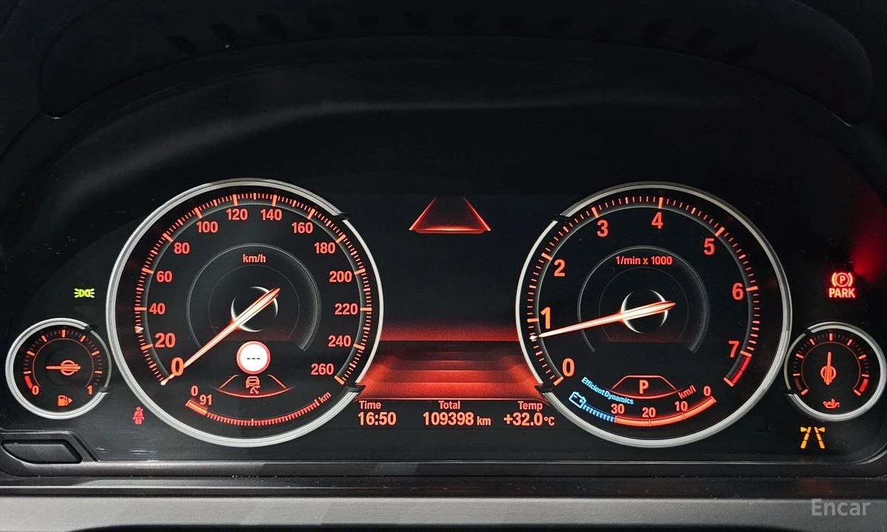 BMW 750 * ФИКСИРАНА ЦЕНА ДО БЪЛГАРИЯ * АВТОКРЕДИТ, снимка 11 - Автомобили и джипове - 55398589
