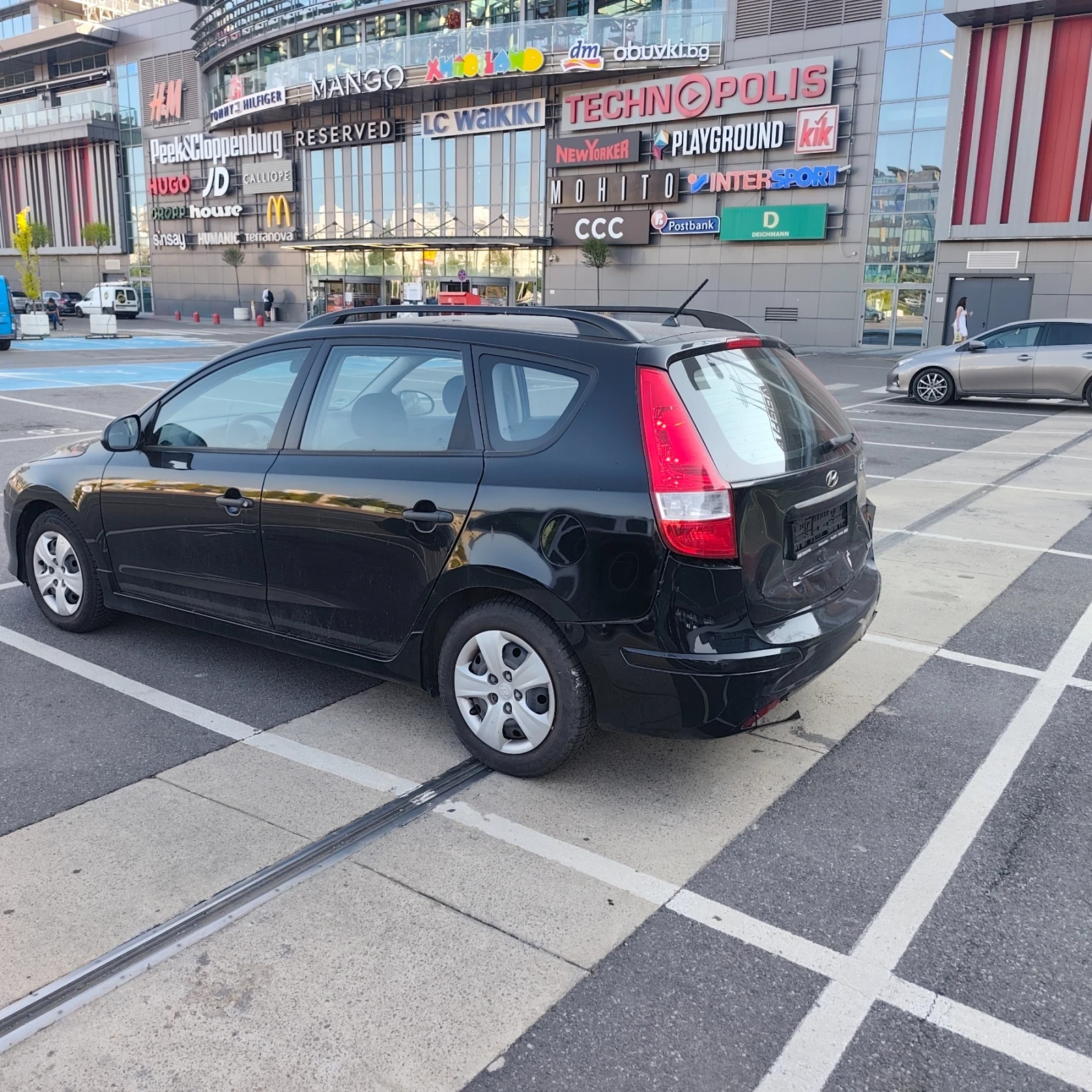 Hyundai I30 1.6 CRDI /FACELIFT/ 6-gang, снимка 7 - Автомобили и джипове - 55610006