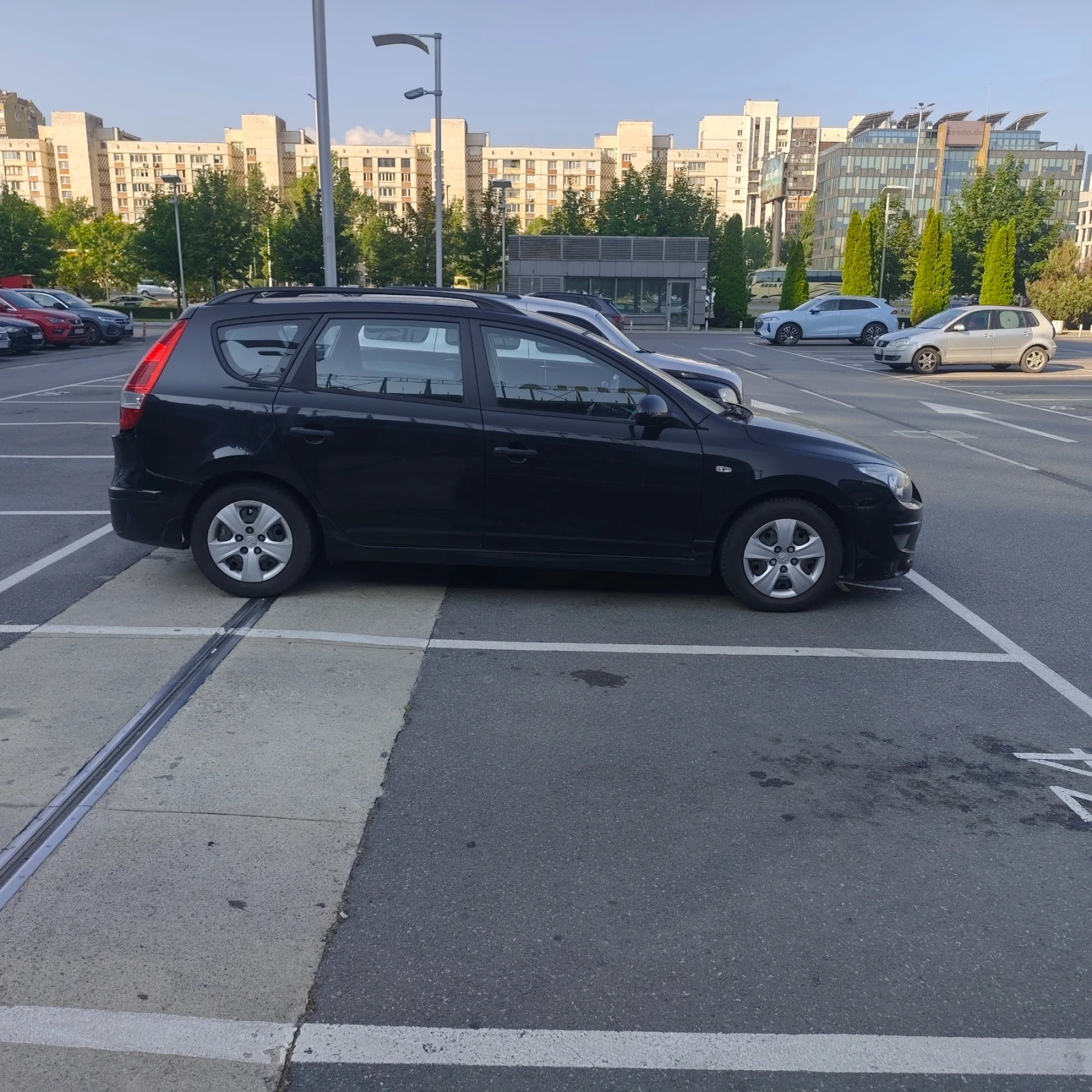 Hyundai I30 1.6 CRDI /FACELIFT/ 6-gang, снимка 4 - Автомобили и джипове - 55610006