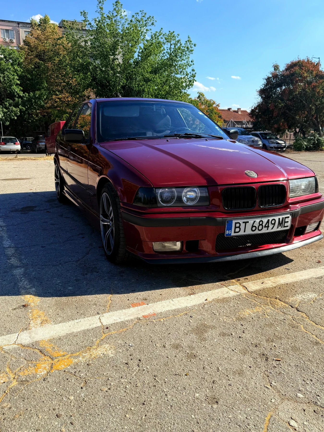 BMW 320, снимка 9 - Автомобили и джипове - 55837371