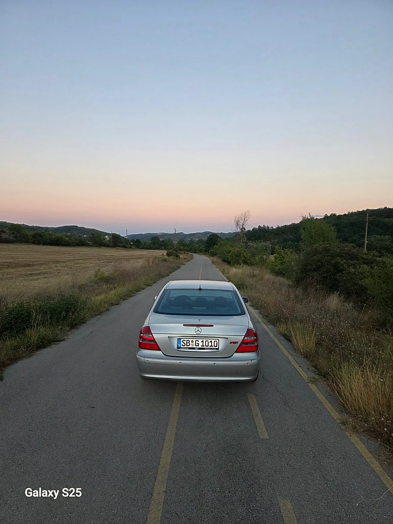 Mercedes-Benz E 270 2.7 CDI Avantgarde * Автомат* , снимка 4 - Автомобили и джипове - 56134035