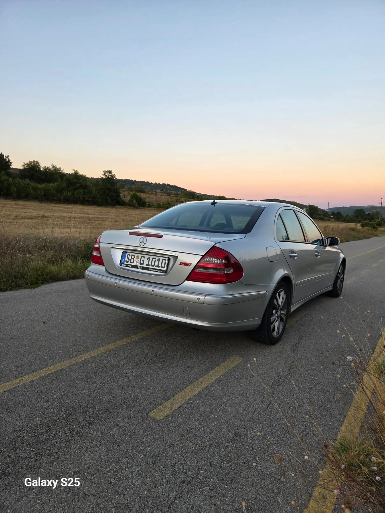 Mercedes-Benz E 270 2.7 CDI Avantgarde * Автомат* , снимка 5 - Автомобили и джипове - 56134035