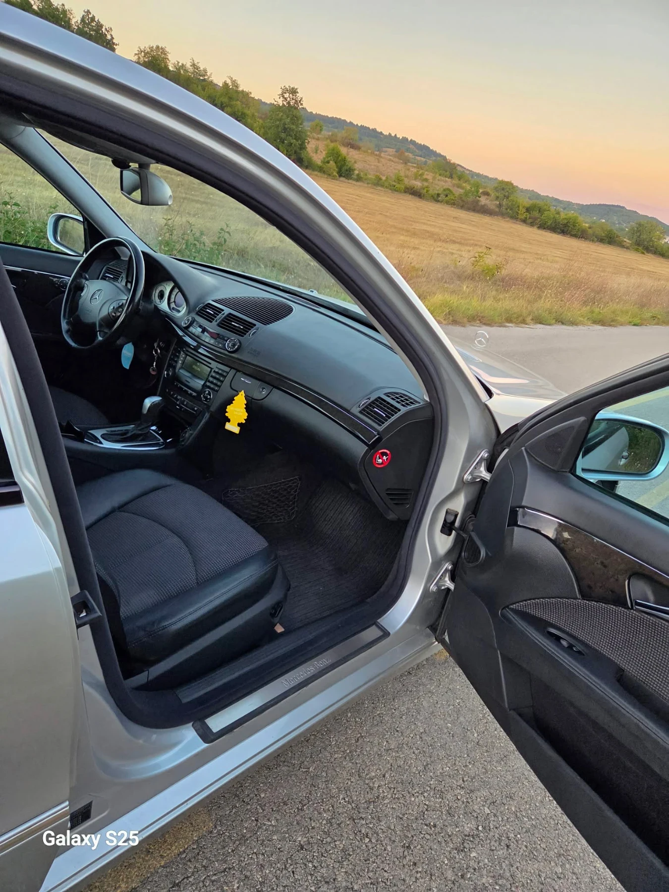 Mercedes-Benz E 270 2.7 CDI Avantgarde * Автомат* , снимка 8 - Автомобили и джипове - 56134035