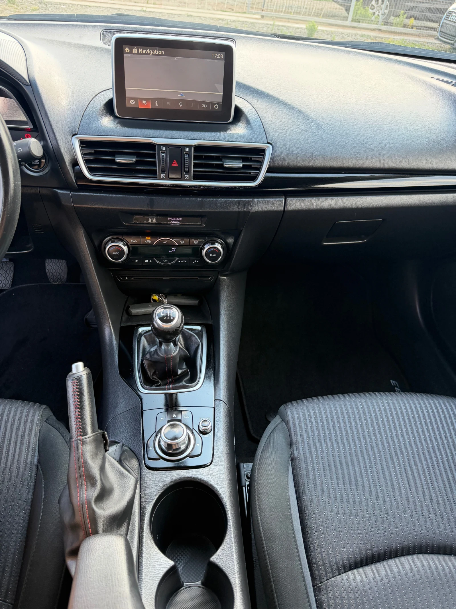 Mazda 3 1.5 ШВЕЙЦАРИЯ 95000км. , снимка 17 - Автомобили и джипове - 56330696