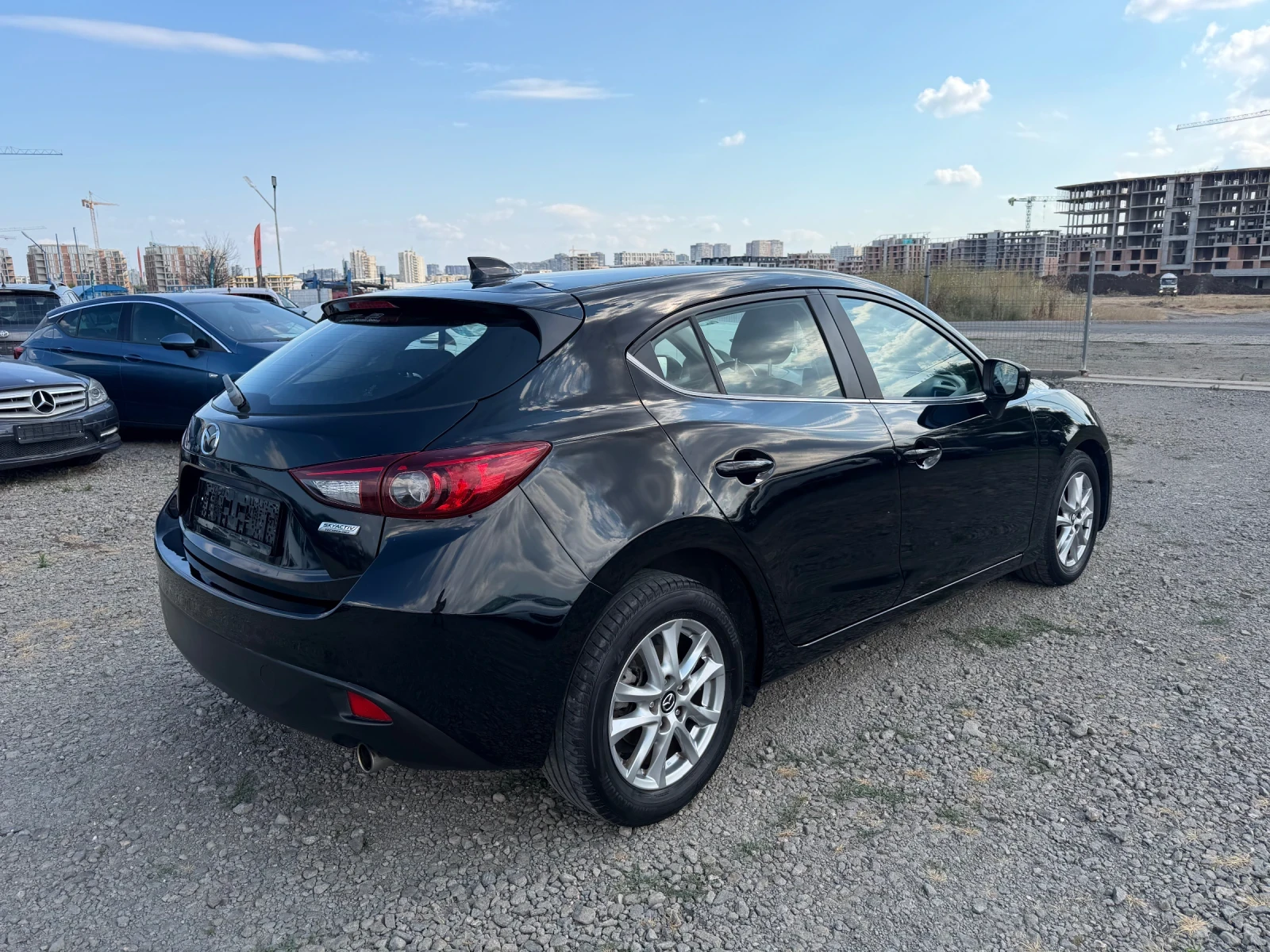 Mazda 3 1.5 ШВЕЙЦАРИЯ 95000км. , снимка 7 - Автомобили и джипове - 56330696