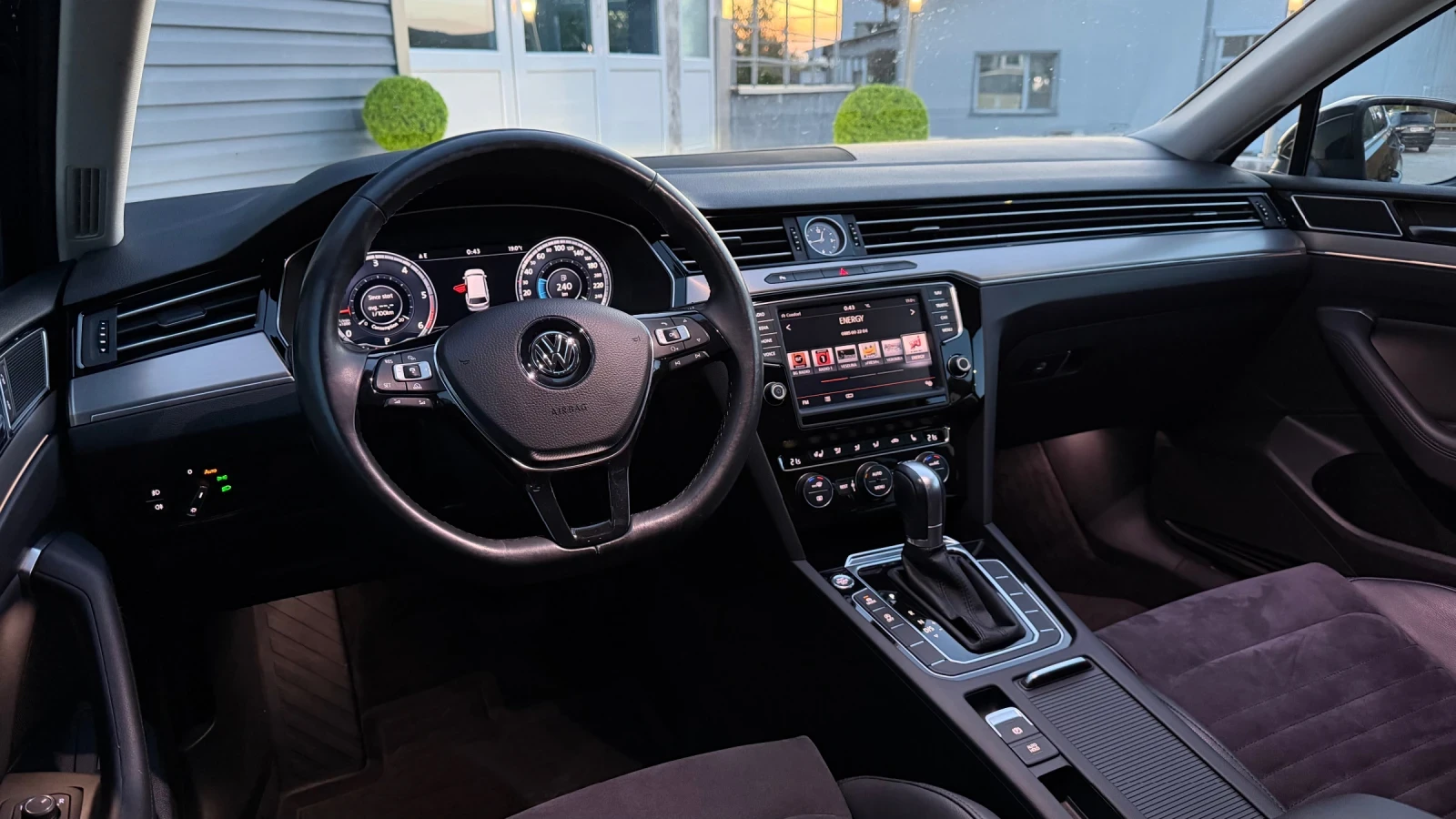 VW Passat 2.0 Highline, снимка 17 - Автомобили и джипове - 56602520