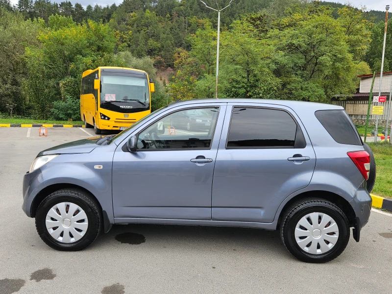 Daihatsu Terios 1.3 GAZ/4X4/KLIMATIK, снимка 3 - Автомобили и джипове - 47554407