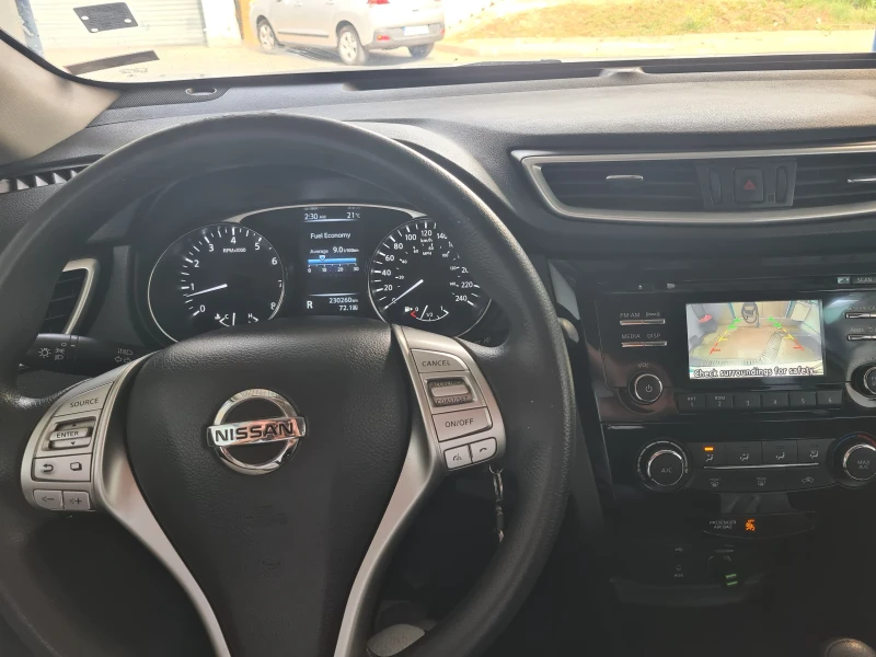 Nissan Rogue, снимка 5 - Автомобили и джипове - 52280391