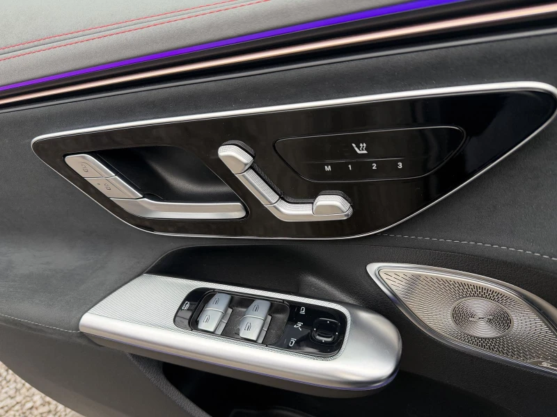 Mercedes-Benz EQE 350 AMG 4-MATIC, снимка 15 - Автомобили и джипове - 53200738