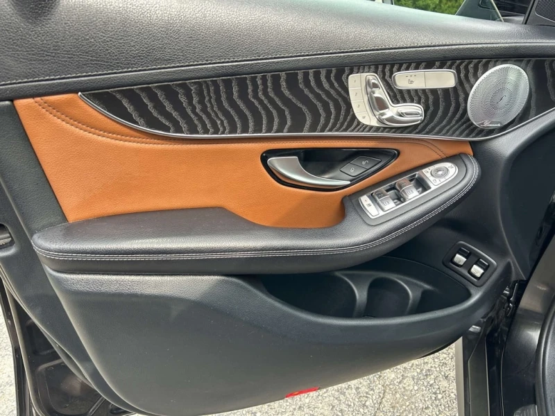 Mercedes-Benz GLC * 350 e 4M * CARFAX * ЦЕНА ДО БГ, снимка 15 - Автомобили и джипове - 53369814