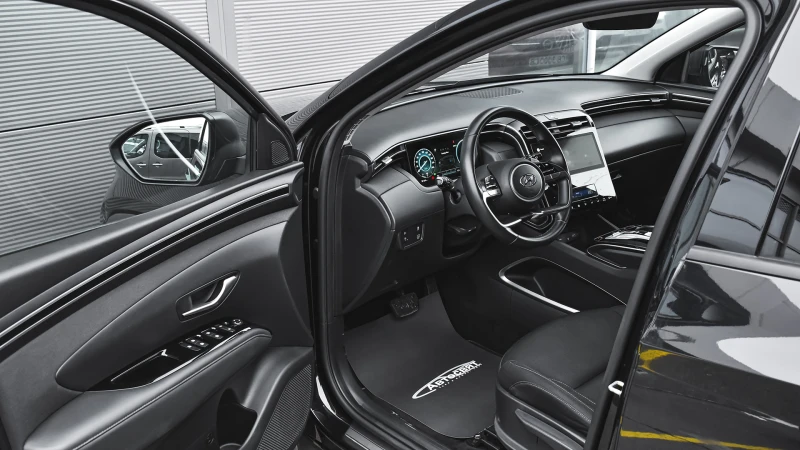 Hyundai Tucson 1.6 T-GDi COMFORT Hybrid Automatic, снимка 8 - Автомобили и джипове - 53417678