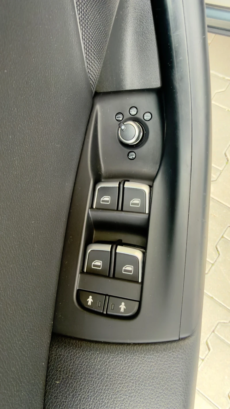 Audi Q3 2.0 Quattro 177k.c. , снимка 12 - Автомобили и джипове - 53469663