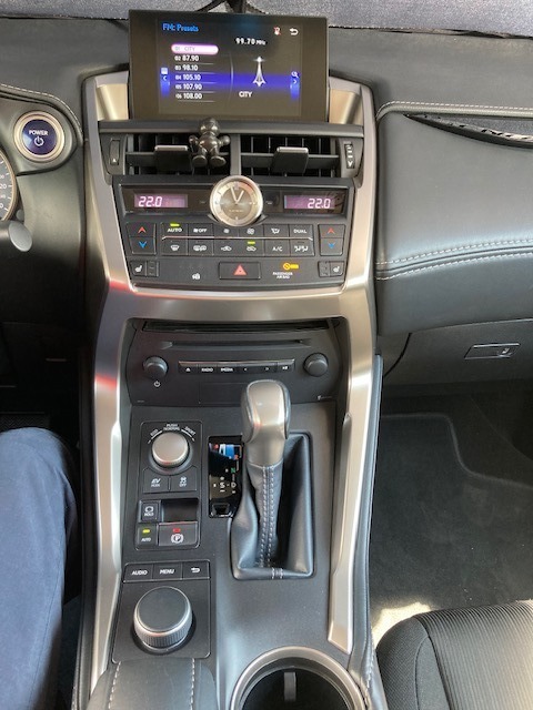 Lexus NX 300h Impression E-Four, снимка 5 - Автомобили и джипове - 46100309