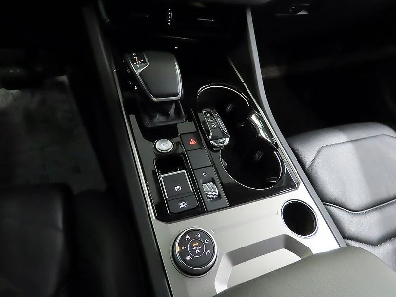 VW Touareg 3.0 TDI Premium| 258к.с.| ВКЛ.ТЕХНОТЕСТ, снимка 9 - Автомобили и джипове - 55309594