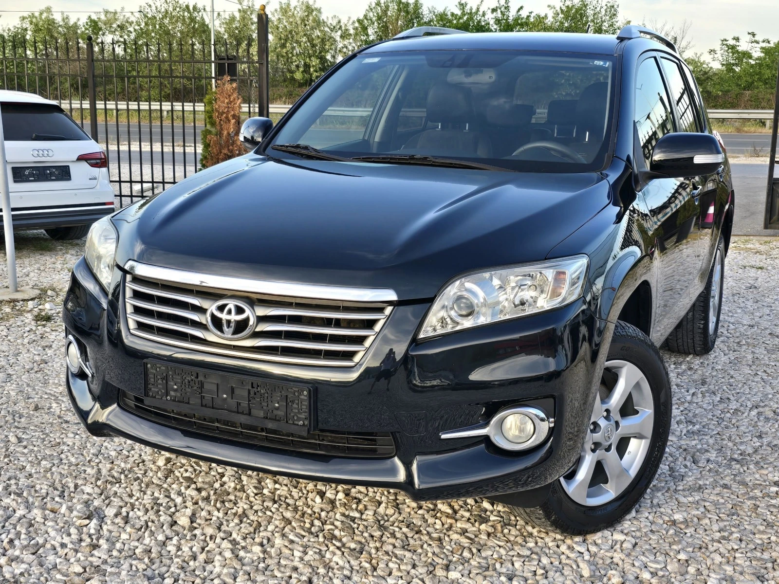 Toyota Rav4 2.2D/150КС/4Х4/EXECUTIVE - [1] 