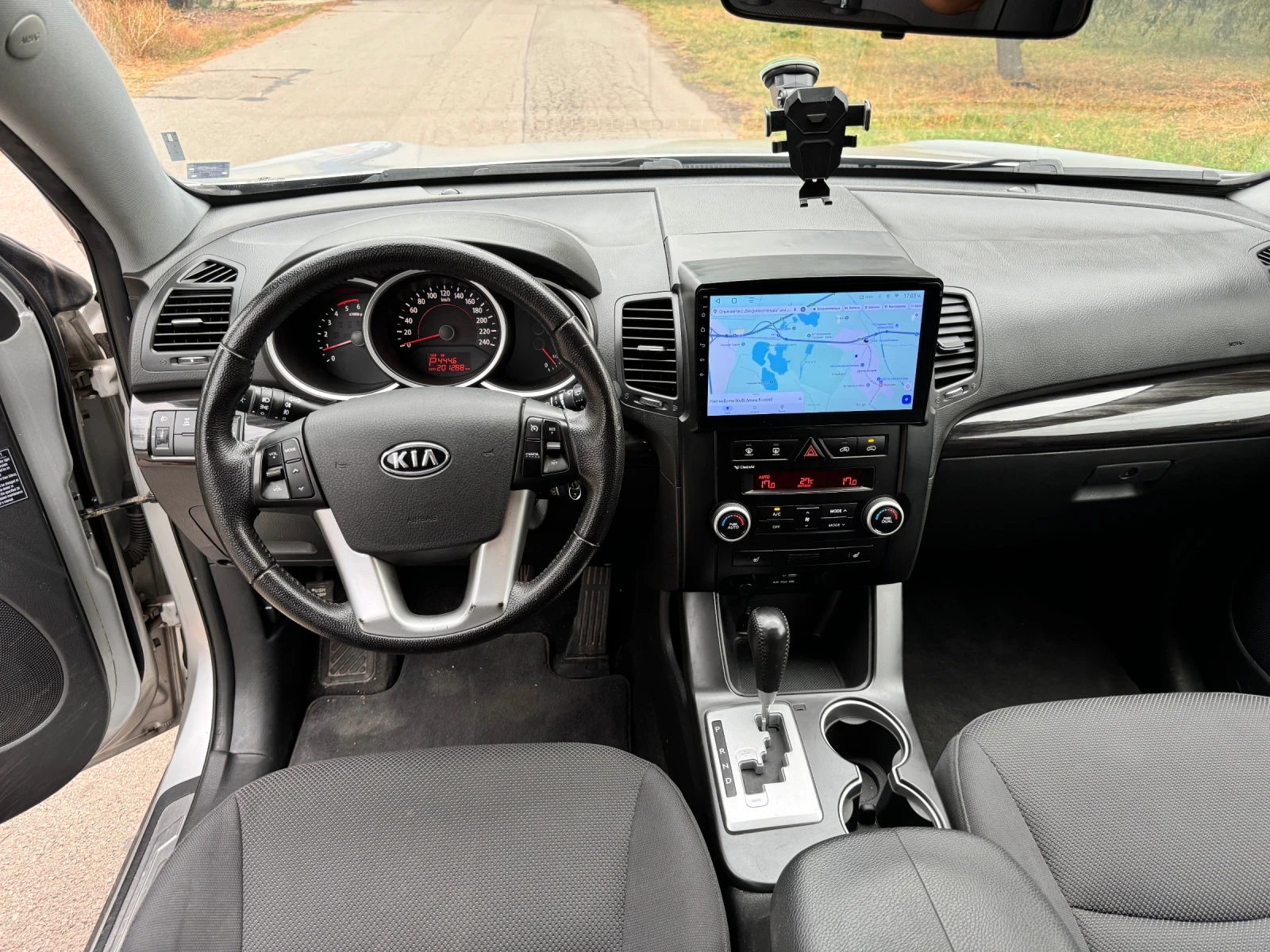 Kia Sorento 2.2CRDi Automatic реални километри Navi Camera  - изображение 9