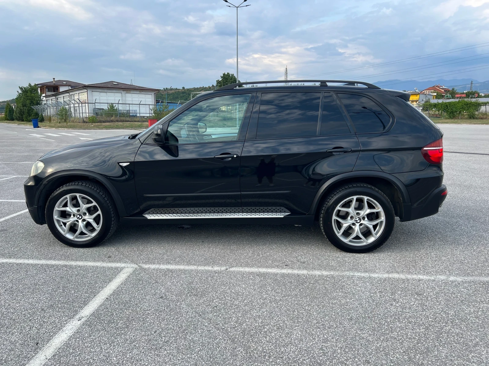 BMW X5 4.8  - изображение 6