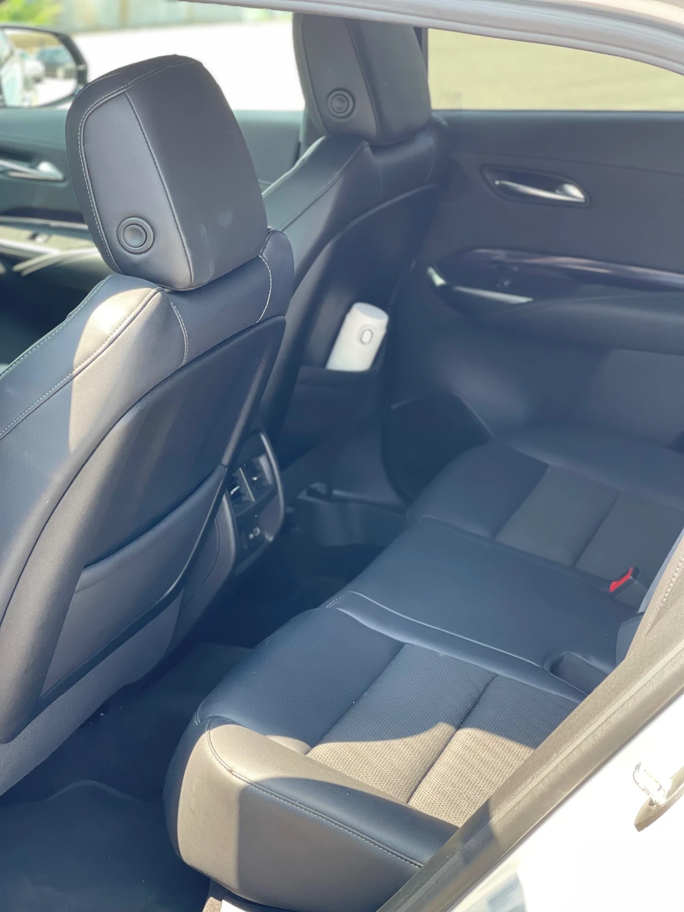 Cadillac XT4 350Т - изображение 6